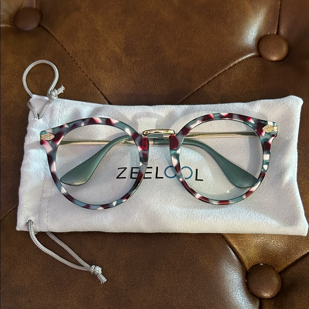 Zeelool Tortoiseshell Round Glasses - image 1